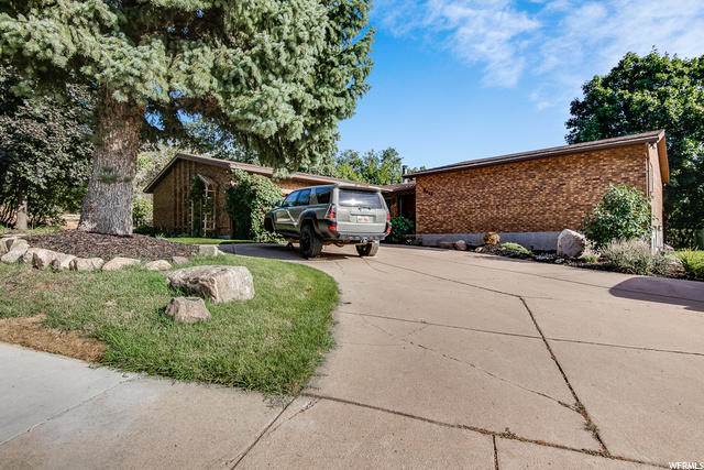 2862 E 2100 N, Layton, UT 84040 — photo 2