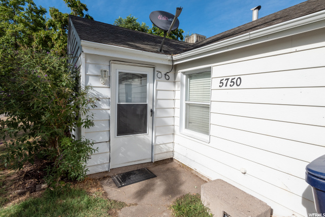 5750 S 3100 W, Roy, UT 84067 — photo 2