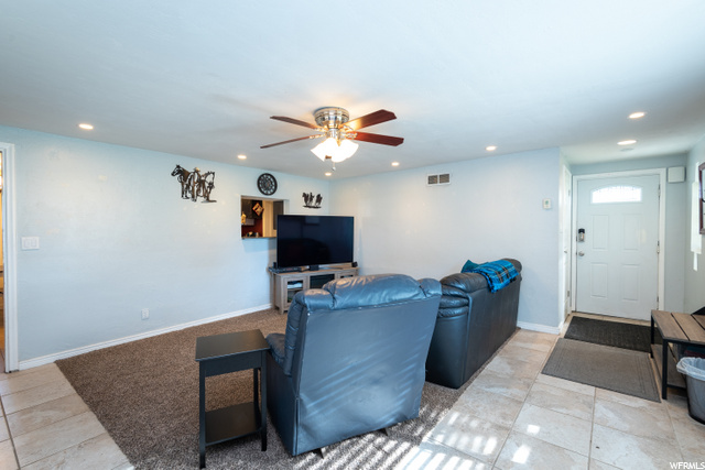 5750 S 3100 W, Roy, UT 84067 — photo 7