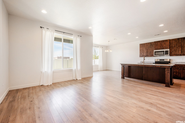 364 S 675 W, Centerville, UT 84014 — photo 4