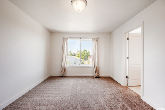 364 S 675 W, Centerville, UT 84014 — photo 9