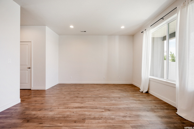 364 S 675 W, Centerville, UT 84014 — photo 3
