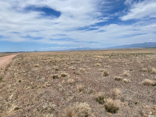 8775 S 10900 W, Kanosh, UT 84637 — photo 4