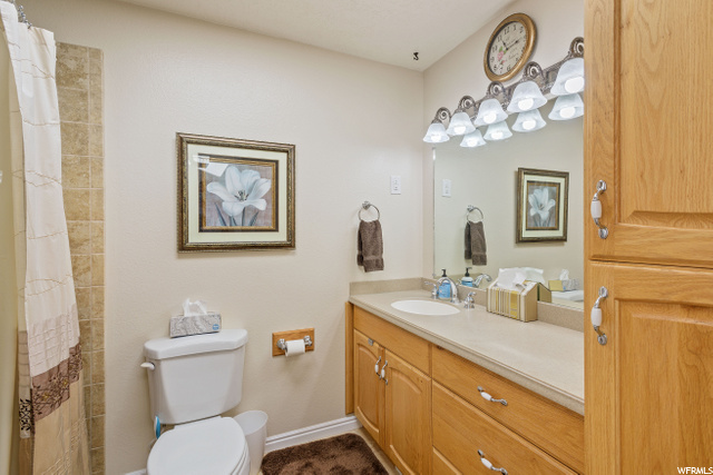 8661 S 1700 E, Sandy, UT 84093 — photo 10