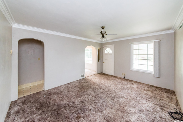 63 N Riverside Dr, Logan, UT 84321 — photo 2