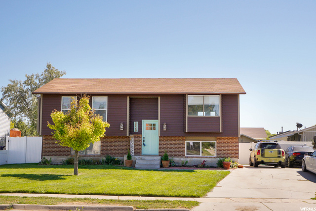 3923 W 5700 St S, Roy, UT 84067 — photo 2