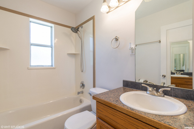 137 S Ross Dr E, Clearfield, UT 84015 — photo 12