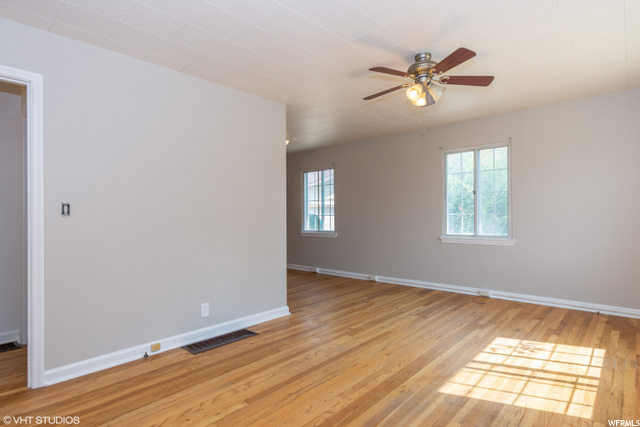 137 S Ross Dr E, Clearfield, UT 84015 — photo 5