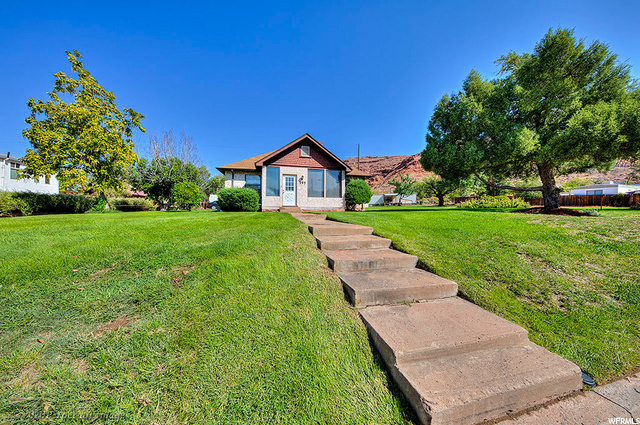 195 E 200 N, Moab, UT 84532 — photo 2