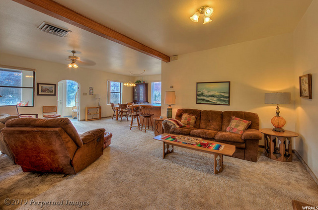 195 E 200 N, Moab, UT 84532 — photo 10