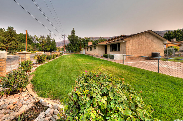 490 Marcus Ct, Moab, UT 84532 — photo 2