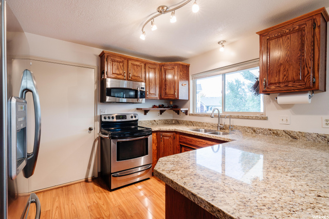 1065 S Grandview E, Providence, UT 84332 — photo 2