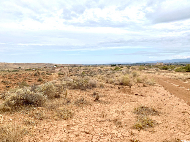500 E 2500 N, Roosevelt, UT 84066 — photo 3