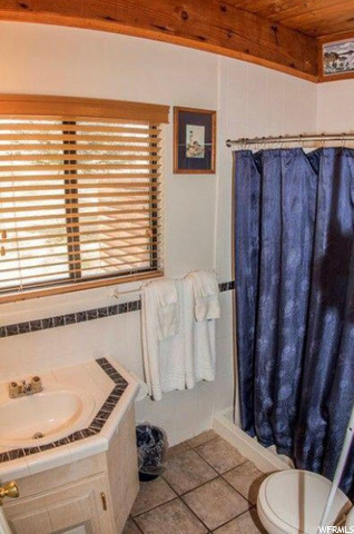 453 W Raspberry Patch Rd, Garden City, UT 84028 — photo 11