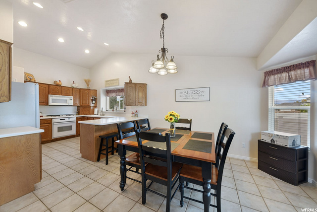 1362 N 870 W, Clinton, UT 84015 — photo 2