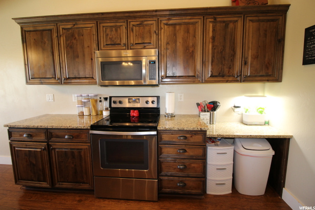 77 S 1050 E, Smithfield, UT 84335 — photo 9