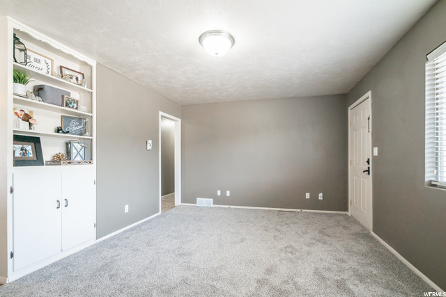 393 S 600 W, Logan, UT 84321 — photo 6