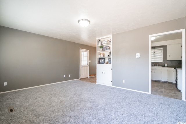 393 S 600 W, Logan, UT 84321 — photo 4