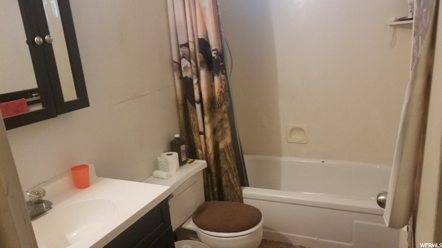 5875 S 2550 W, Roy, UT 84067 — photo 3