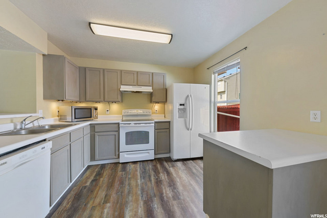 539 S 425 E, Clearfield, UT 84015 — photo 7