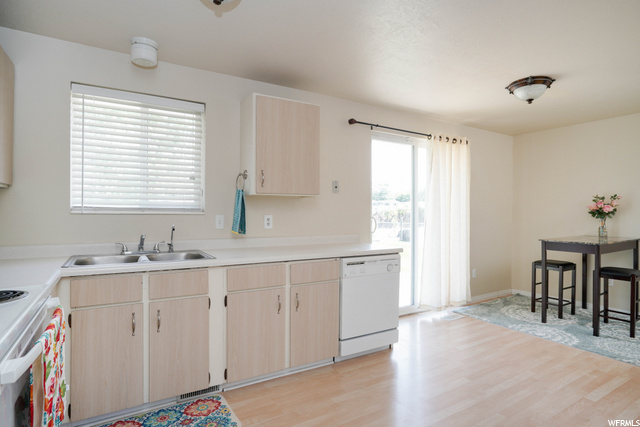1572 N 550 W, Clinton, UT 84015 — photo 8