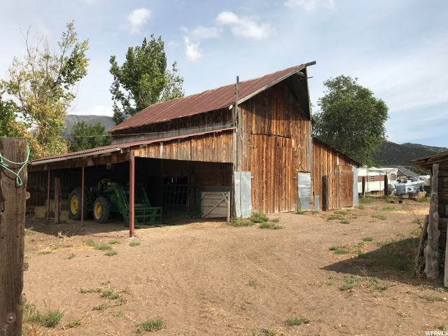637 N 300 E, Nephi, UT 84648 — photo 3