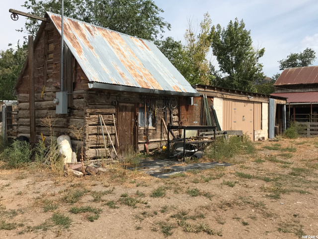 637 N 300 E, Nephi, UT 84648 — photo 5