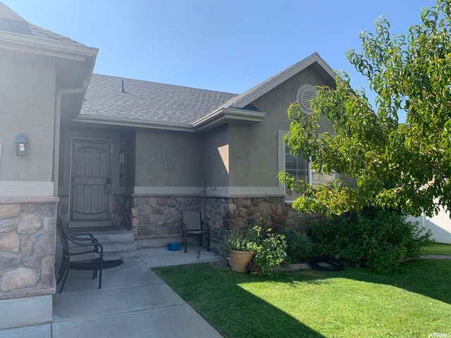 1367 N 2340 W, Clinton, UT 84015 — photo 4