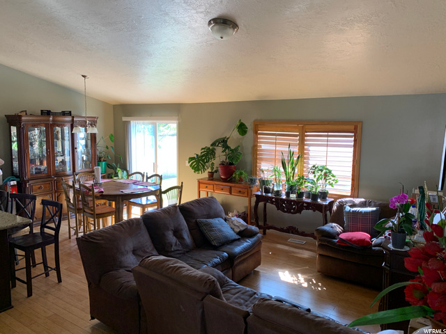 1367 N 2340 W, Clinton, UT 84015 — photo 8