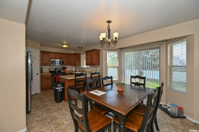 1437 N 2340 W, Clinton, UT 84015 — photo 8