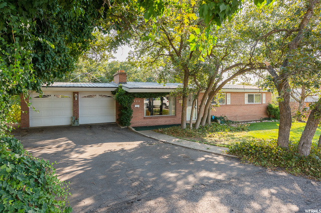 490 Mill St, Bountiful, UT 84010 — photo 2