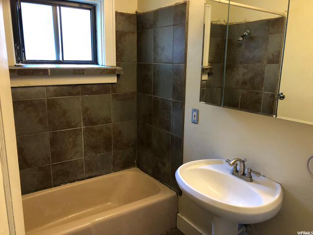 340 E 400 N, Logan, UT 84321 — photo 6