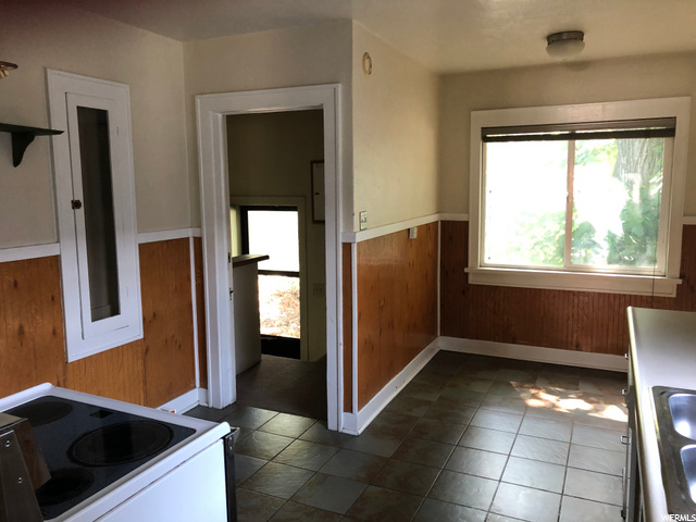 340 E 400 N, Logan, UT 84321 — photo 7