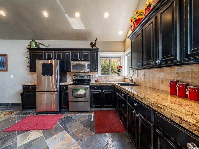 1742 E Weber Wild Rd E, Oakley, UT 84055 — photo 10