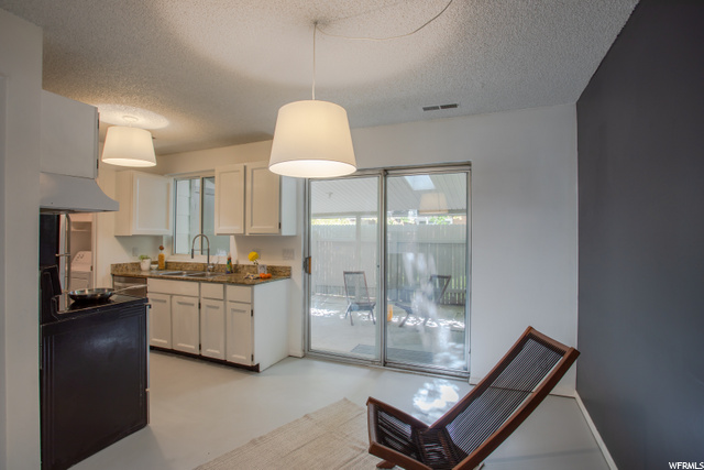 6056 S 2075 E, Holladay, UT 84121 — photo 12