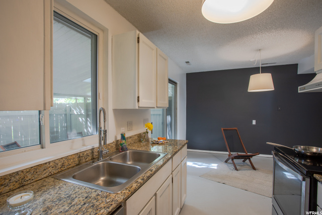 6056 S 2075 E, Holladay, UT 84121 — photo 9