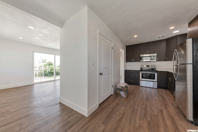 191 W 250 N, Clearfield, UT 84015 — photo 2