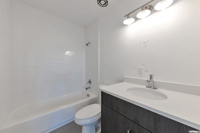 191 W 250 N, Clearfield, UT 84015 — photo 8