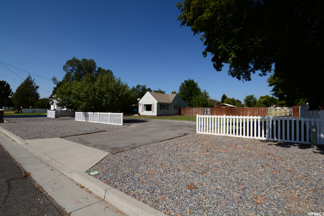 161 E 400 S, Smithfield, UT 84335 — photo 2