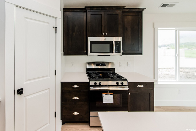 238 W 550 S, Hyde Park, UT 84318 — photo 6