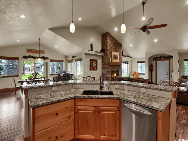 765 E 11000 S, Avon, UT 84328 — photo 10