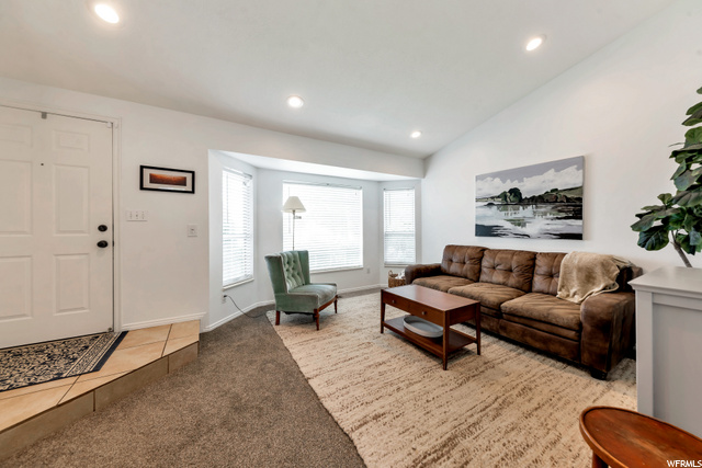 679 S Fox Run Dr, Layton, UT 84041 — photo 3