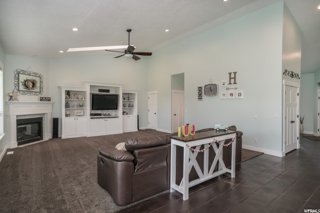 1673 E 6850 S, Uintah, UT 84405 — photo 7