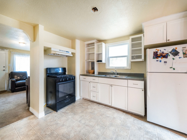 2530 C Ave, Ogden, UT 84401 — photo 5