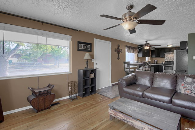 265 N Terrace Dr E, Clearfield, UT 84015 — photo 6