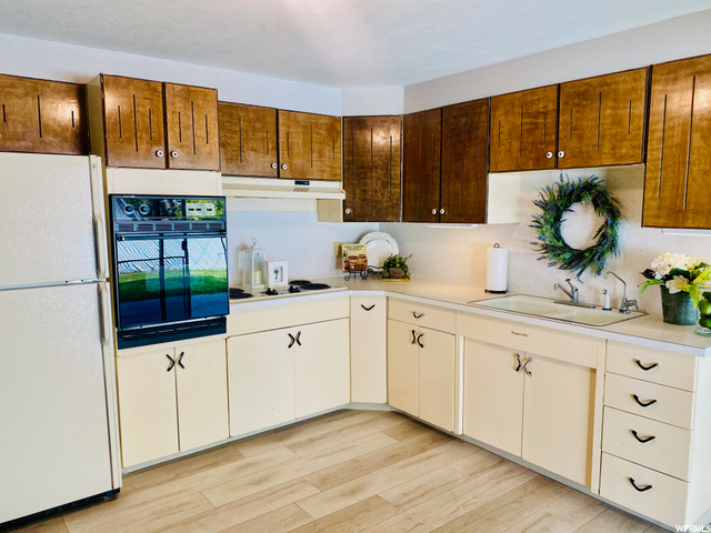 388 W 2575 N, Sunset, UT 84015 — photo 5
