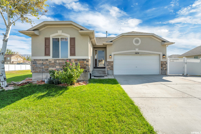 5674 LANYARD LN, Stansbury Park UT 84074