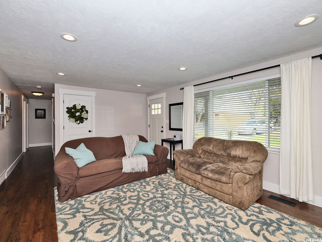 847 W 3600 S, Bountiful, UT 84010 — photo 3