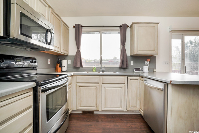 2086 N 100 W, Sunset, UT 84015 — photo 9