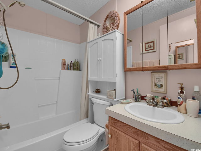 3 Lakeview Dr, Layton, UT 84041 — photo 11
